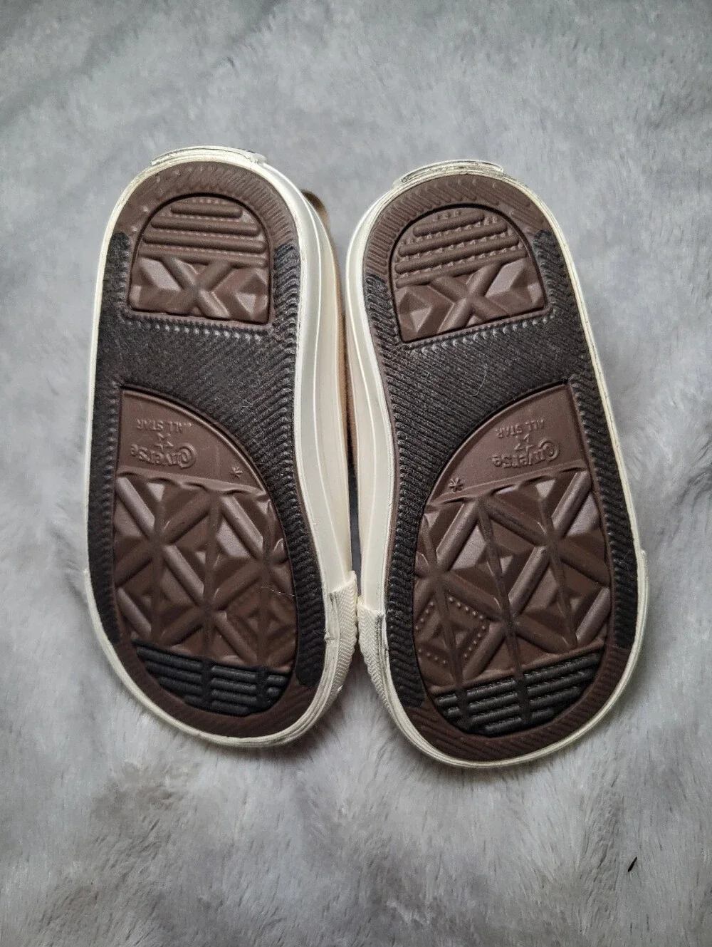 Converse Kids Tan Sneakers with Cream Bear Appliques